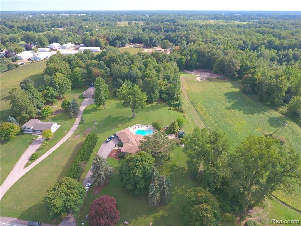 39731 Tyler Road Belleville, MI 48111 - Photo 5 of 29