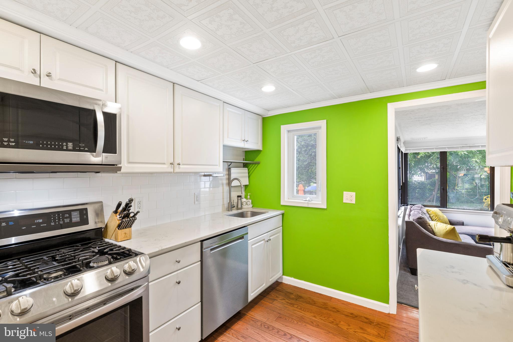 406 Red Leaf Road Wynnewood, PA 19096 - Photo 12 of 36 Gallery Image 12