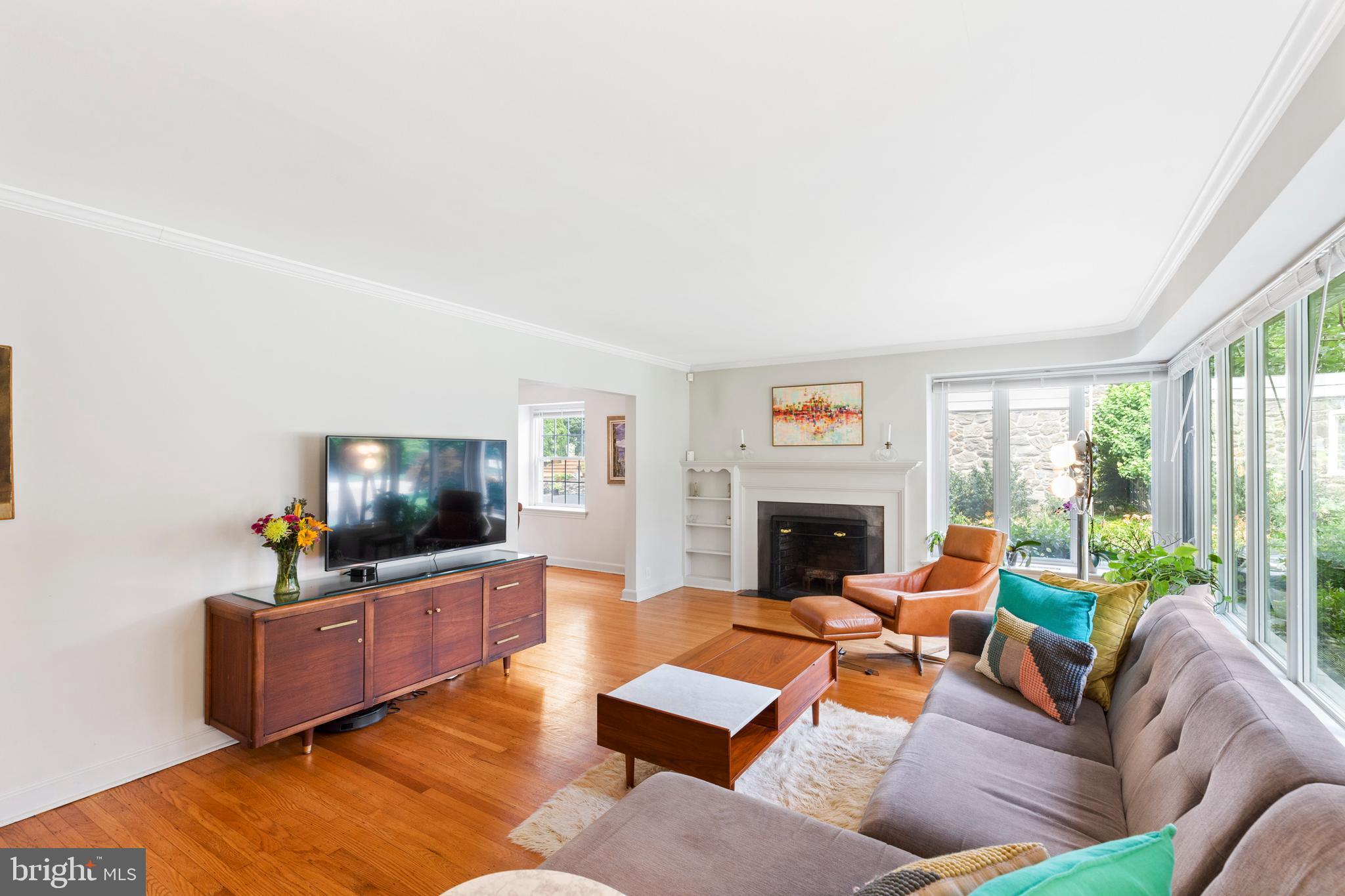 406 Red Leaf Road Wynnewood, PA 19096 - Photo 5 of 36 Gallery Image 5