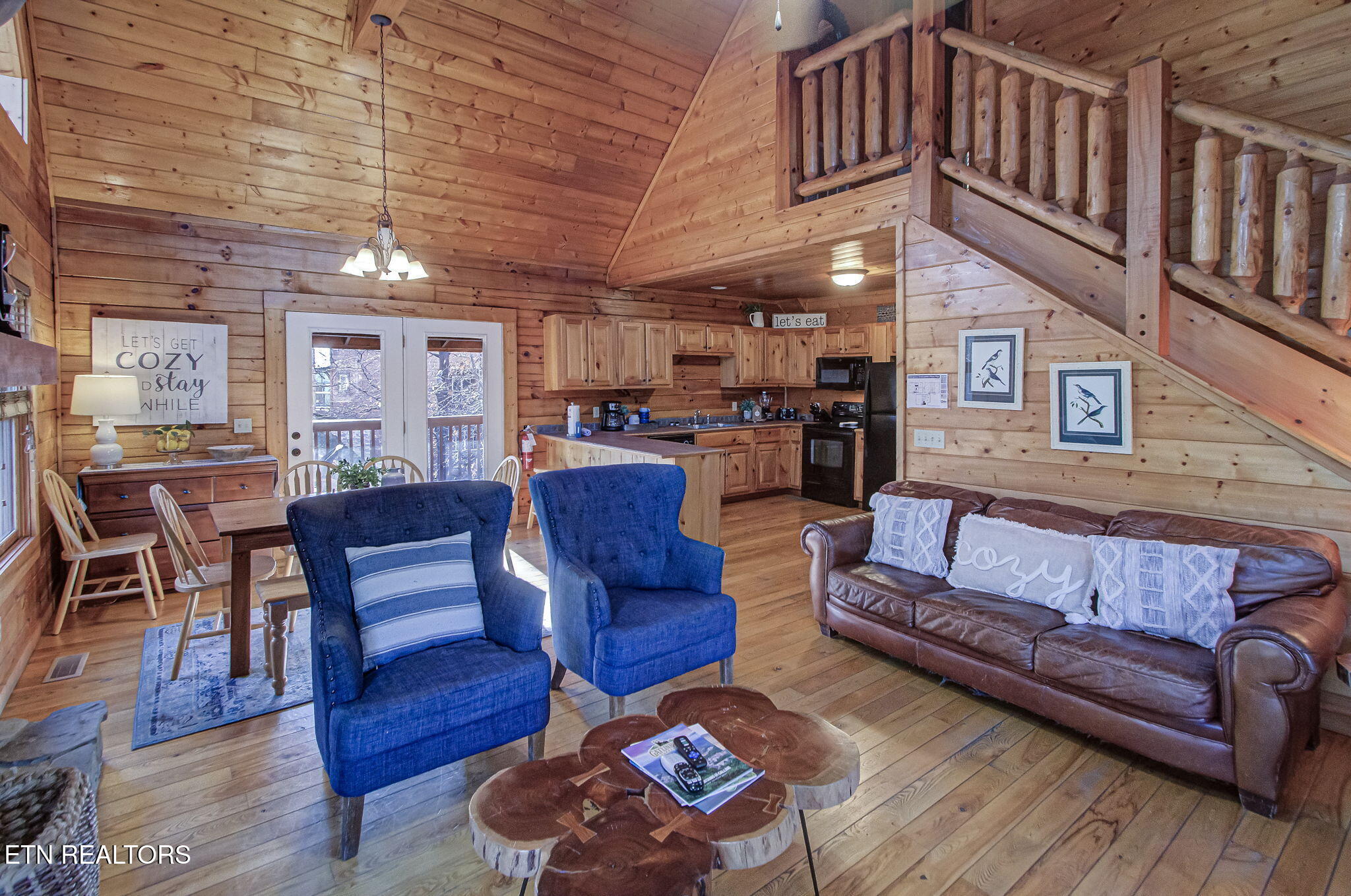 1548 Rainbow Ridge Way Sevierville, TN 37862 - Photo 12 of 46 Greatroom