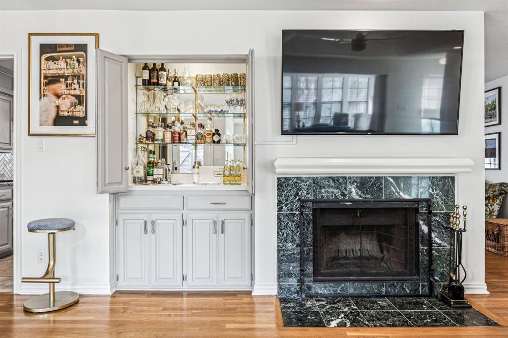 3635 Bryan Street Dallas, TX 75204 - Photo 12 of 40 a living room with furniture and a fireplace