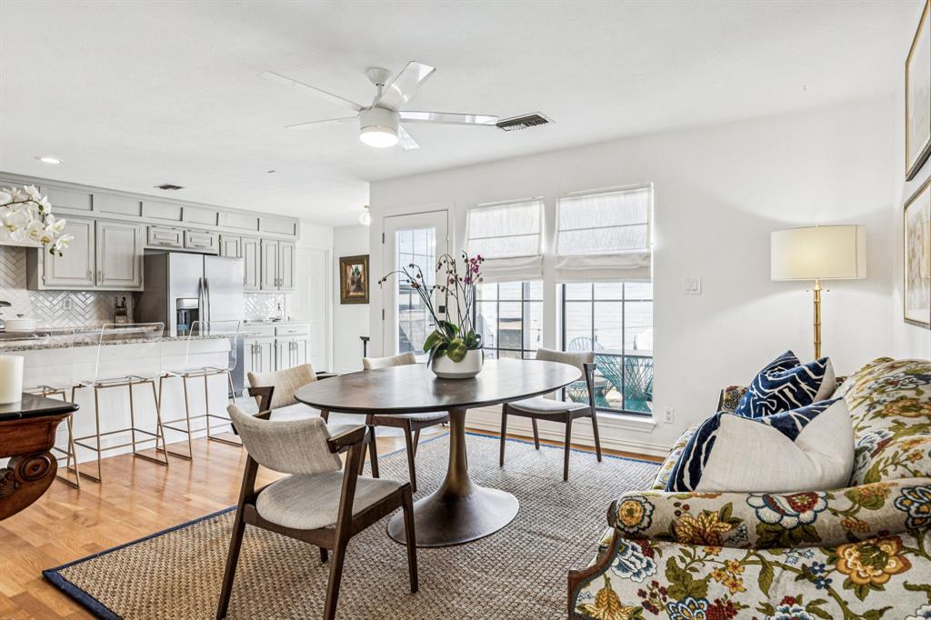 3635 Bryan Street Dallas, TX 75204 - Photo 21 of 40 a living room with furniture and a table