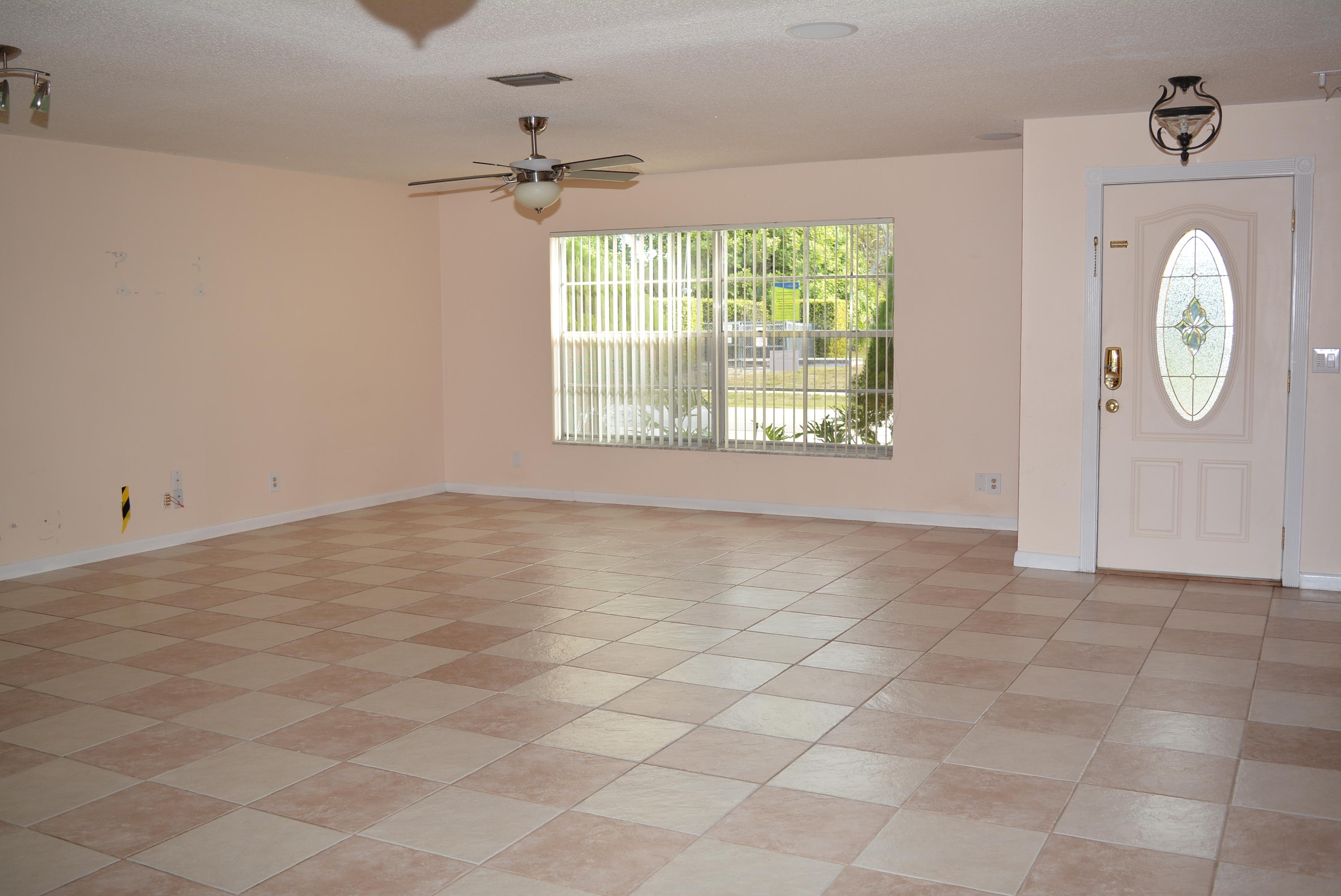 1267 Widgeon Road Wellington, FL 33414 - Photo 2 of 48 DSC_3735