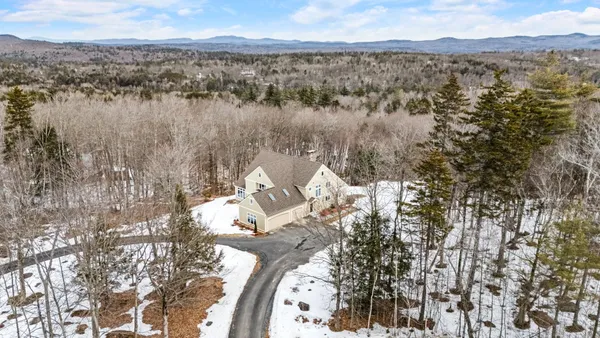 $1,275,000 | 155 Top Of The World Road, Grantham, NH 03753