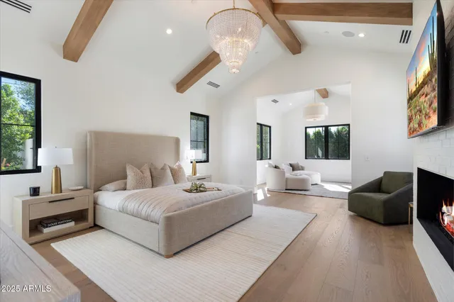 $12,995,888 | 6733 East Exeter Boulevard, Scottsdale, AZ 85251