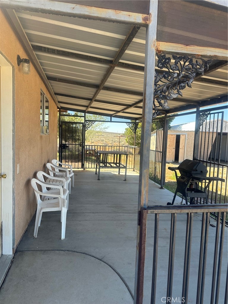 9772 Alamo Road Lucerne Valley, CA 92356 - Photo 21 of 24