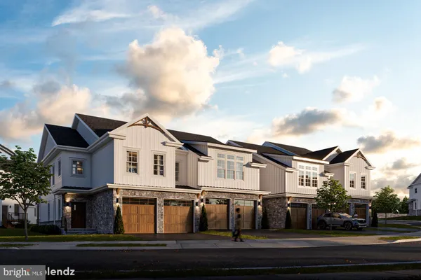 $699,900 | 44 Bryce Drive, Horsham, PA 19044