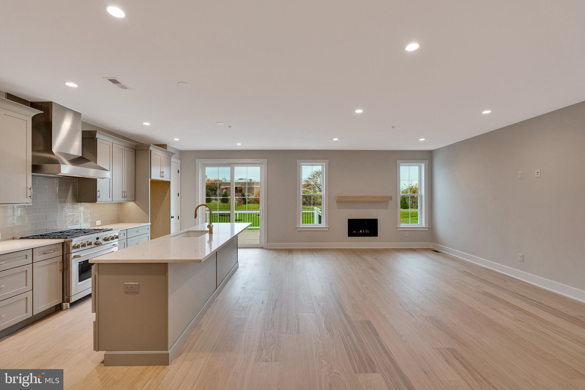 44 Emory Court Horsham, PA 19044 - Photo 5 of 20