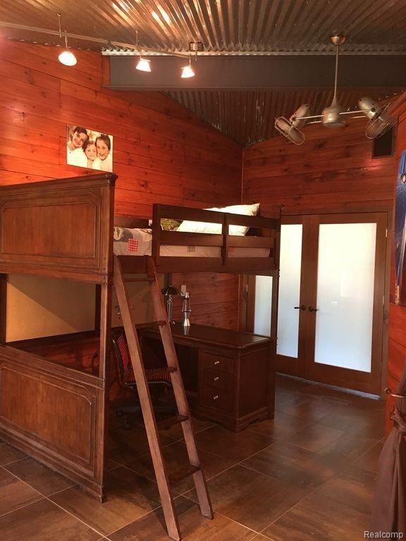 2609 Welch Road Walled Lake, MI 48390 - Photo 16 of 25 17.jpg