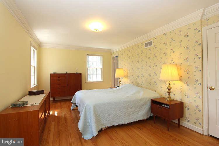 5541 Mohican Road Bethesda, MD 20816 - Photo 14 of 28 Bedroom (Master)