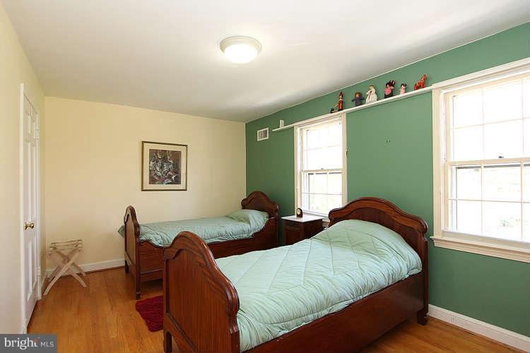 5541 Mohican Road Bethesda, MD 20816 - Photo 16 of 28 Bedroom #3