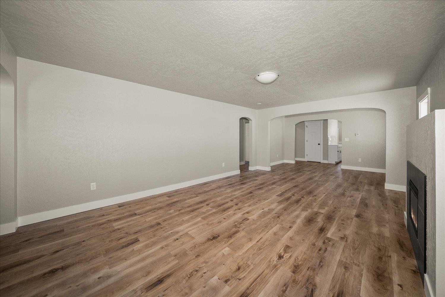1005 South Century Road Spokane Valley, WA 99037 - Photo 8 of 44