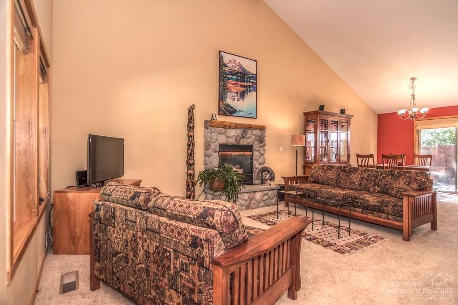 19942 Quail Pine Loop Bend, OR 97702 - Photo 4 of 25 Additional Photo