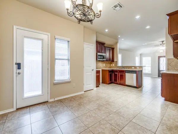 $1,895 | 1312 Silver Maple Lane, Royse City, TX 75189