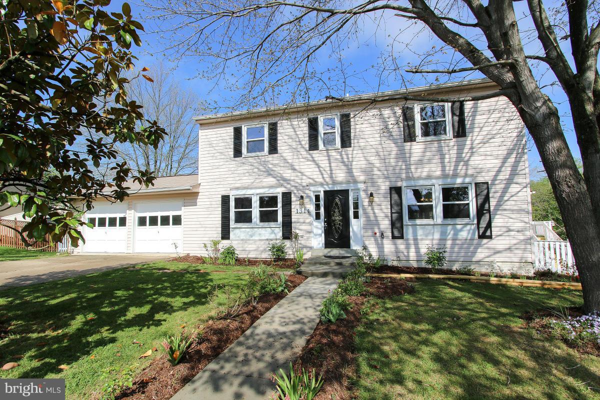 1314 Shallow Ford Road Herndon, VA 20170 - Photo 1 of 28 Exterior (Front)
