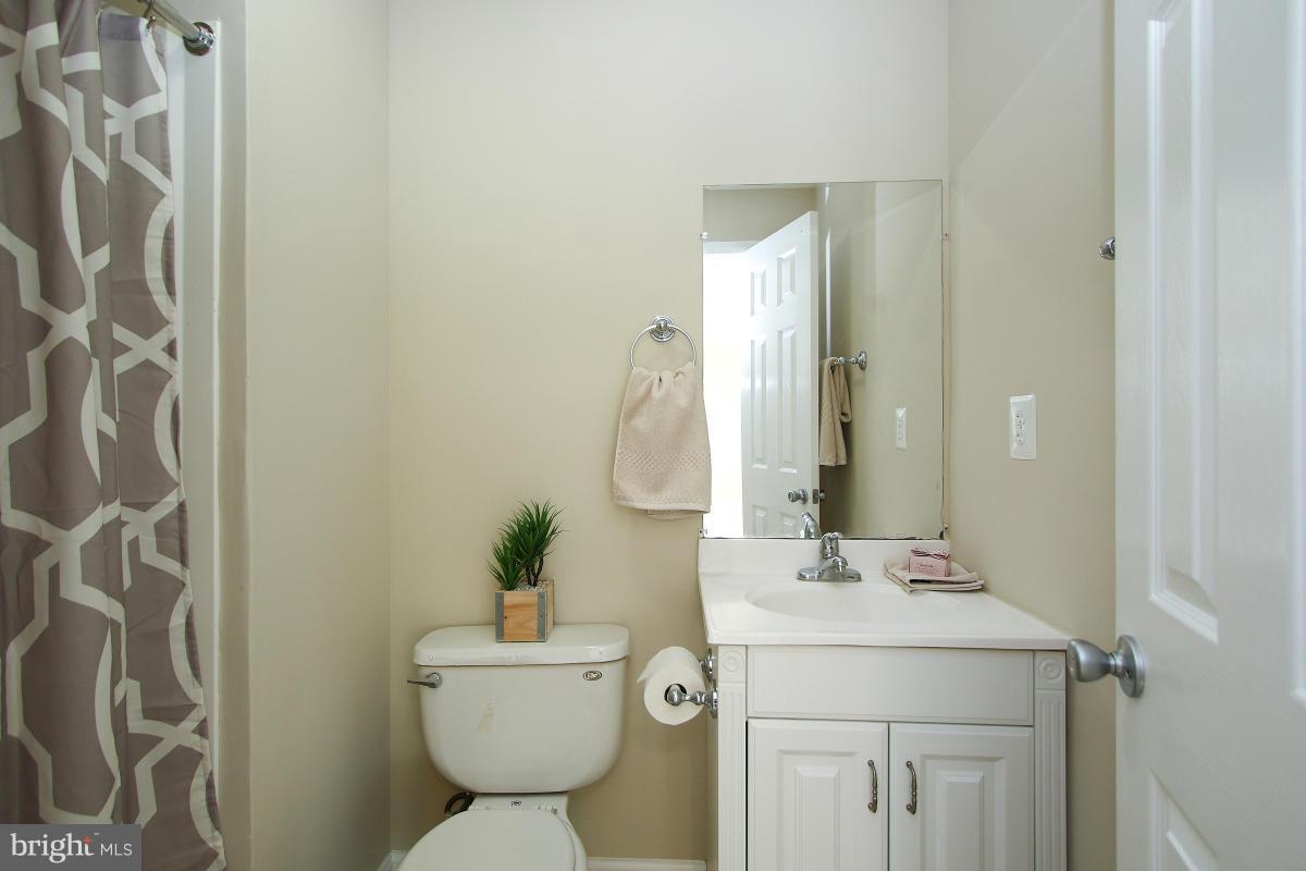 1314 Shallow Ford Road Herndon, VA 20170 - Photo 12 of 28 Full Bath in Addition