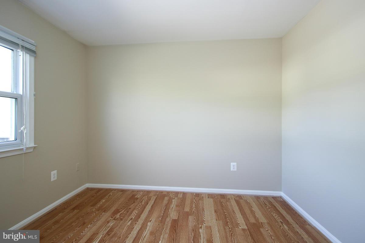 1314 Shallow Ford Road Herndon, VA 20170 - Photo 17 of 28 Bedroom