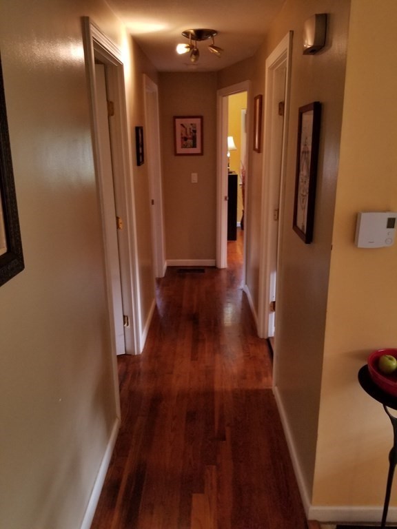 116 Glendale Road Amherst, MA 01002 - Photo 9 of 13 Gallery Image 9