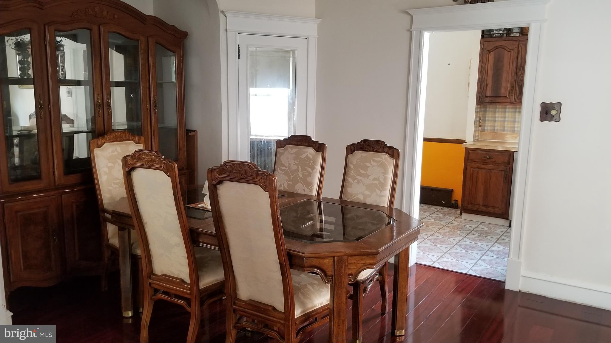 208 Glencoe Road Upper Darby, PA 19082 - Photo 6 of 21 Gallery Image 6