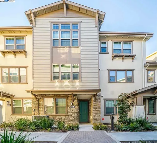 $1,185,000 | 155 Branta Common, Fremont, CA 94539