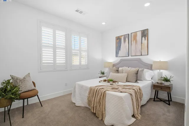 $1,185,000 | 155 Branta Common, Fremont, CA 94539