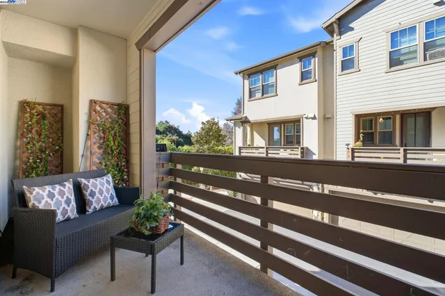 $1,185,000 | 155 Branta Common, Fremont, CA 94539