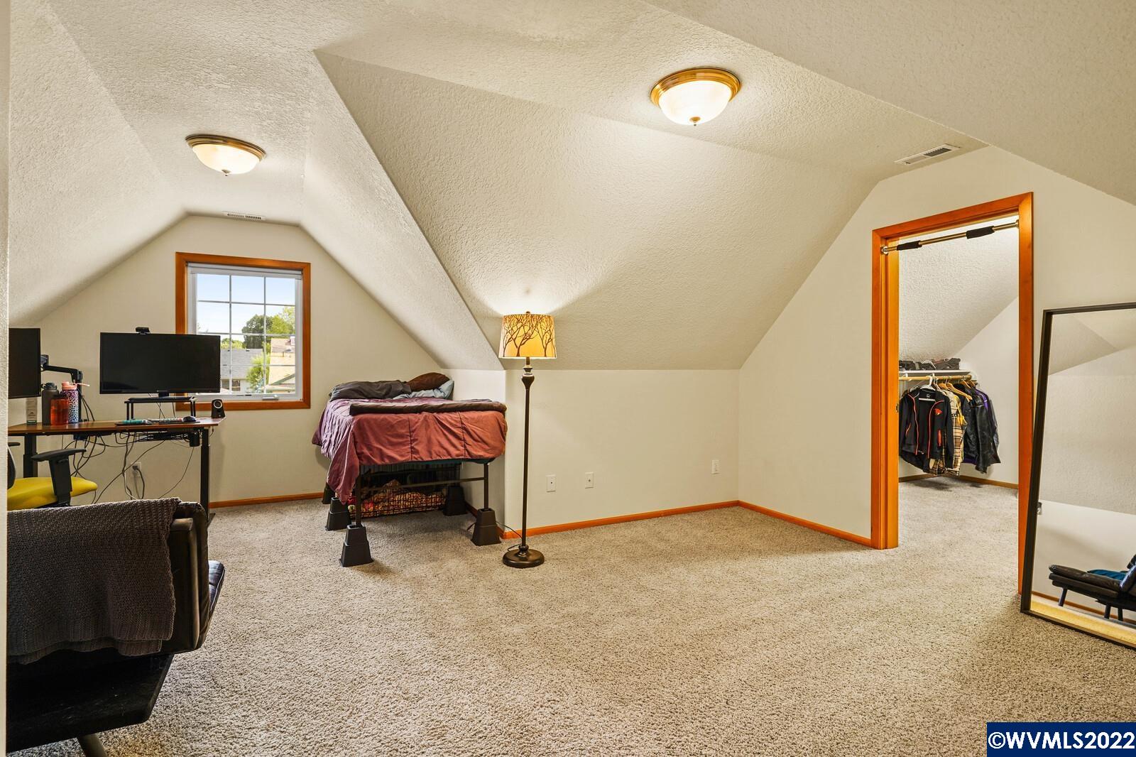 2066 Chase Loop Southwest Albany, OR 97321 - Photo 29 of 36 Gallery Image 29