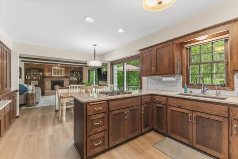 $575,000 | N10-w27274 Rolling Ridge Drive, Waukesha, WI 53188