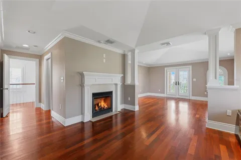 $2,250,000 | 1124 Seville Lane Northeast, St. Petersburg, FL 33704