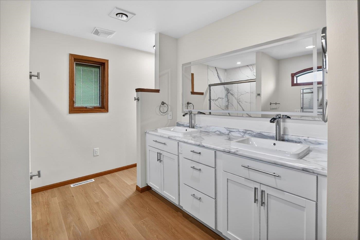 409 Badger Lane Waunakee, WI 53597 - Photo 29 of 51