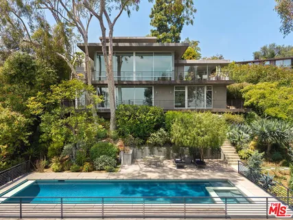 $9,980,000 | 901 Kenter Way, Los Angeles, CA 90049