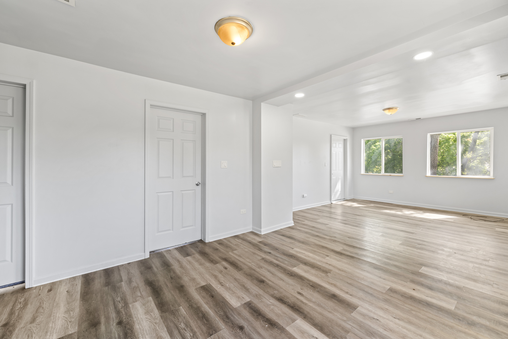 207 South Ottawa Street Joliet, IL 60436 - Photo 7 of 24
