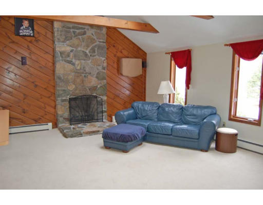 64 Teresa Road Hopkinton, MA 01748 - Photo 3 of 19 Gallery Image 3