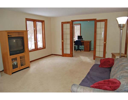 64 Teresa Road Hopkinton, MA 01748 - Photo 5 of 19 Gallery Image 5