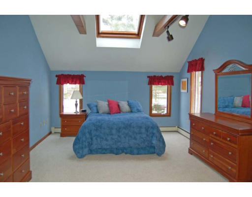 64 Teresa Road Hopkinton, MA 01748 - Photo 7 of 19 Gallery Image 7