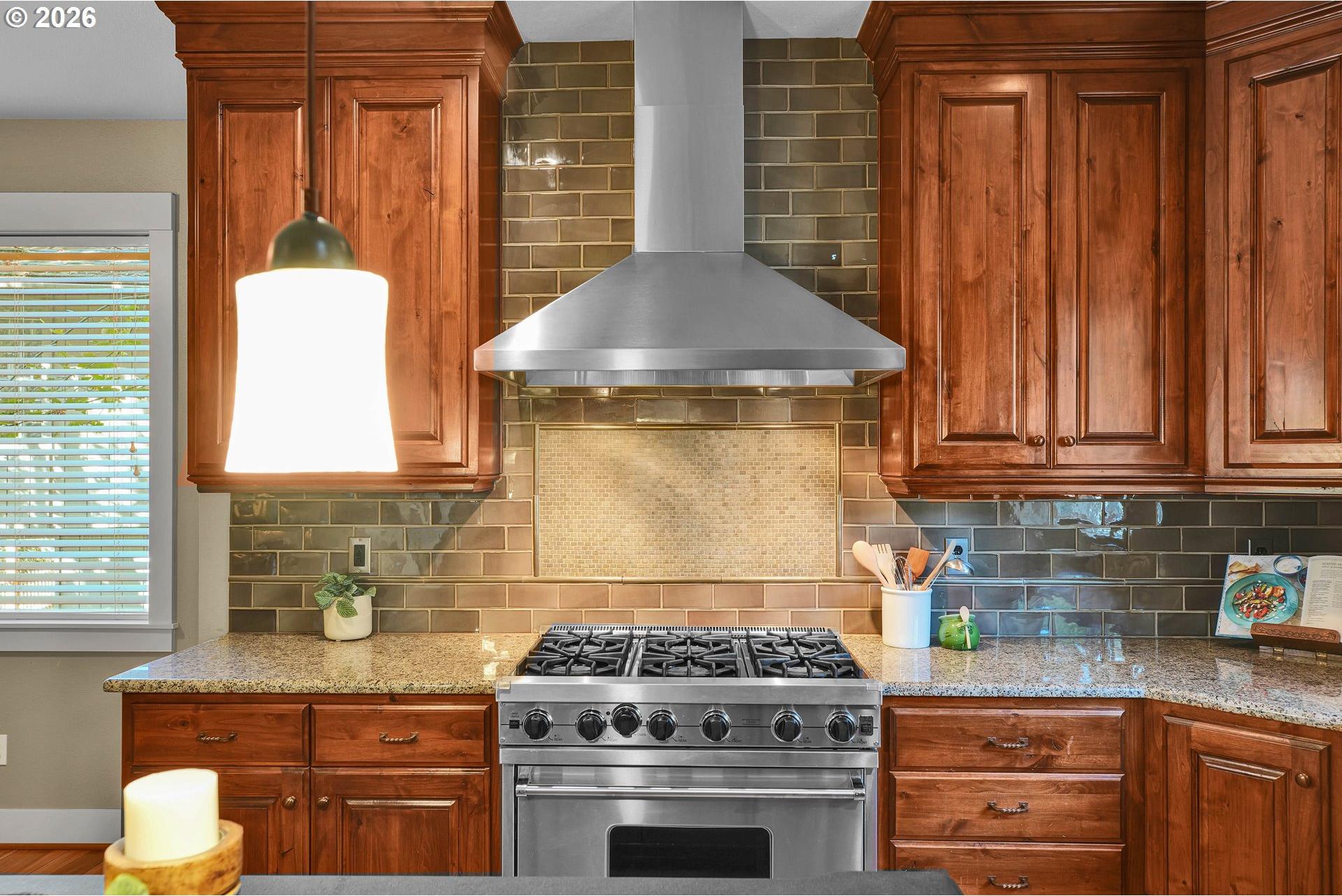 730 Southwest Menefee Lane Portland, OR 97239 - Photo 14 of 45 Gallery Image 14