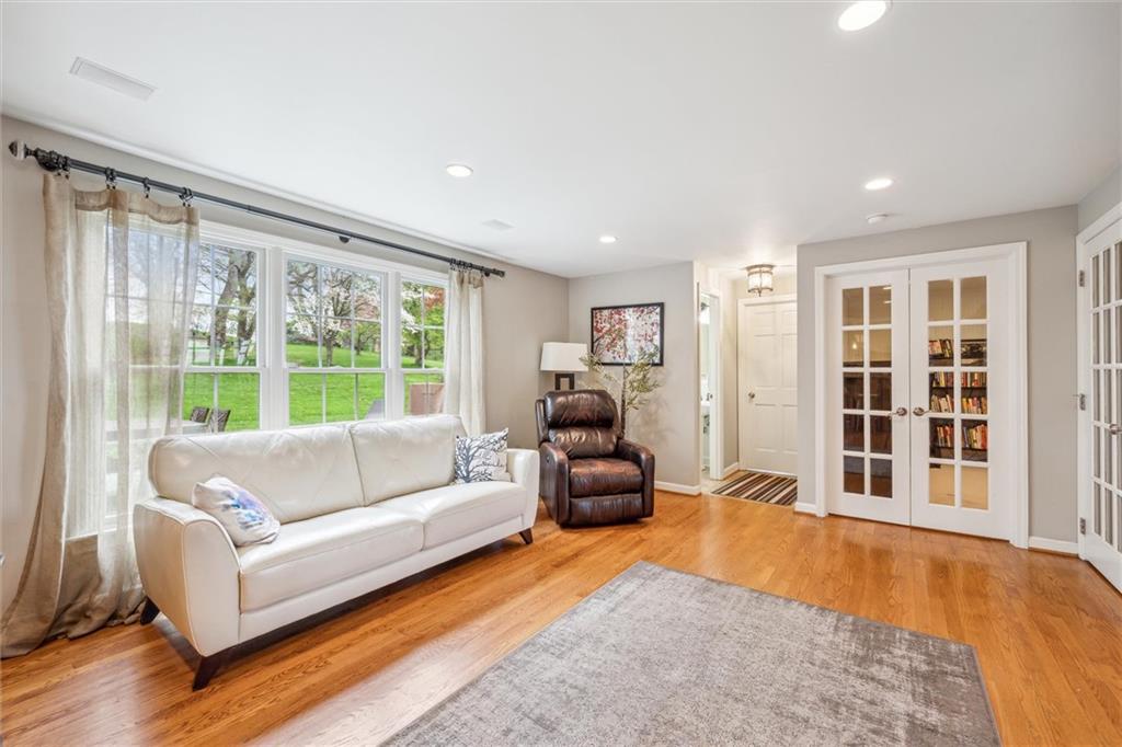 2336 Mill Grove Road Pittsburgh, PA 15241 - Photo 18 of 44 a living room with furniture and a large window