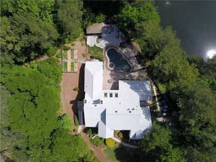 $1,749,000 | 10 Quarry Lake Court, Atlanta, GA 30342