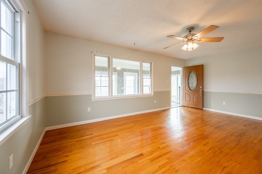 3549 Old Baltimore Road Draper, VA 24324 - Photo 24 of 74 Gallery Image 24