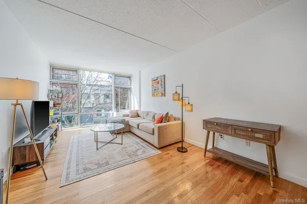 $1,498,000 | 475 Sterling Place, Unit 2J | Crown Heights
