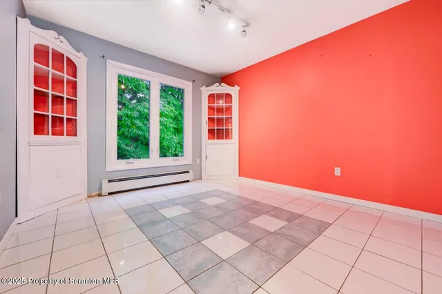 $340,000 | 162 Edgewood Drive East, Clarks Summit, PA 18411