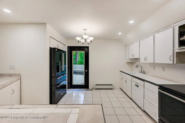 $340,000 | 162 Edgewood Drive East, Clarks Summit, PA 18411