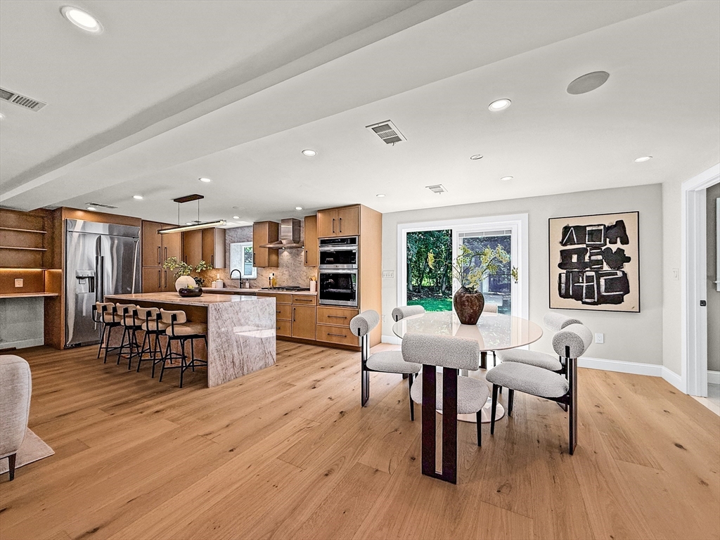 500 Franklin Street Reading, MA 01867 - Photo 4 of 42
