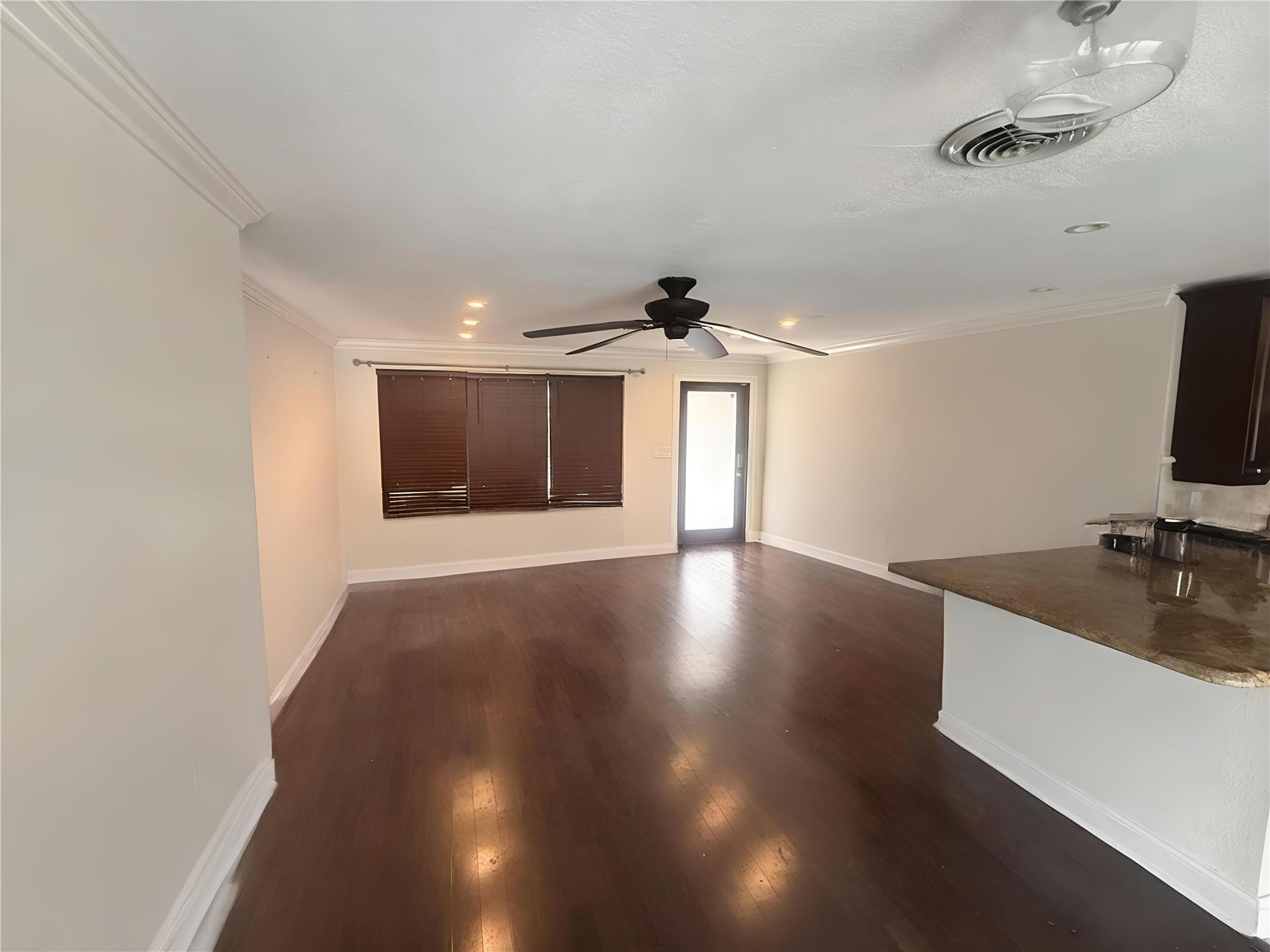 730 Southeast 3rd Terrace Pompano Beach, FL 33060 - Photo 4 of 25 Photo 4