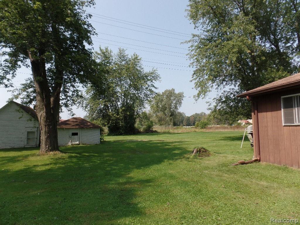18308 Inkster Road Romulus, MI 48174 - Photo 9 of 35