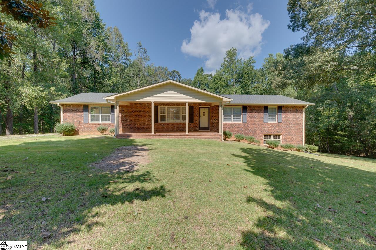 41 Bates Crossing Road Travelers Rest, SC 29690 - Photo 2 of 36