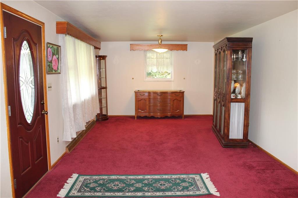 3815 Henderson Road Hickory, PA 15340 - Photo 7 of 21
