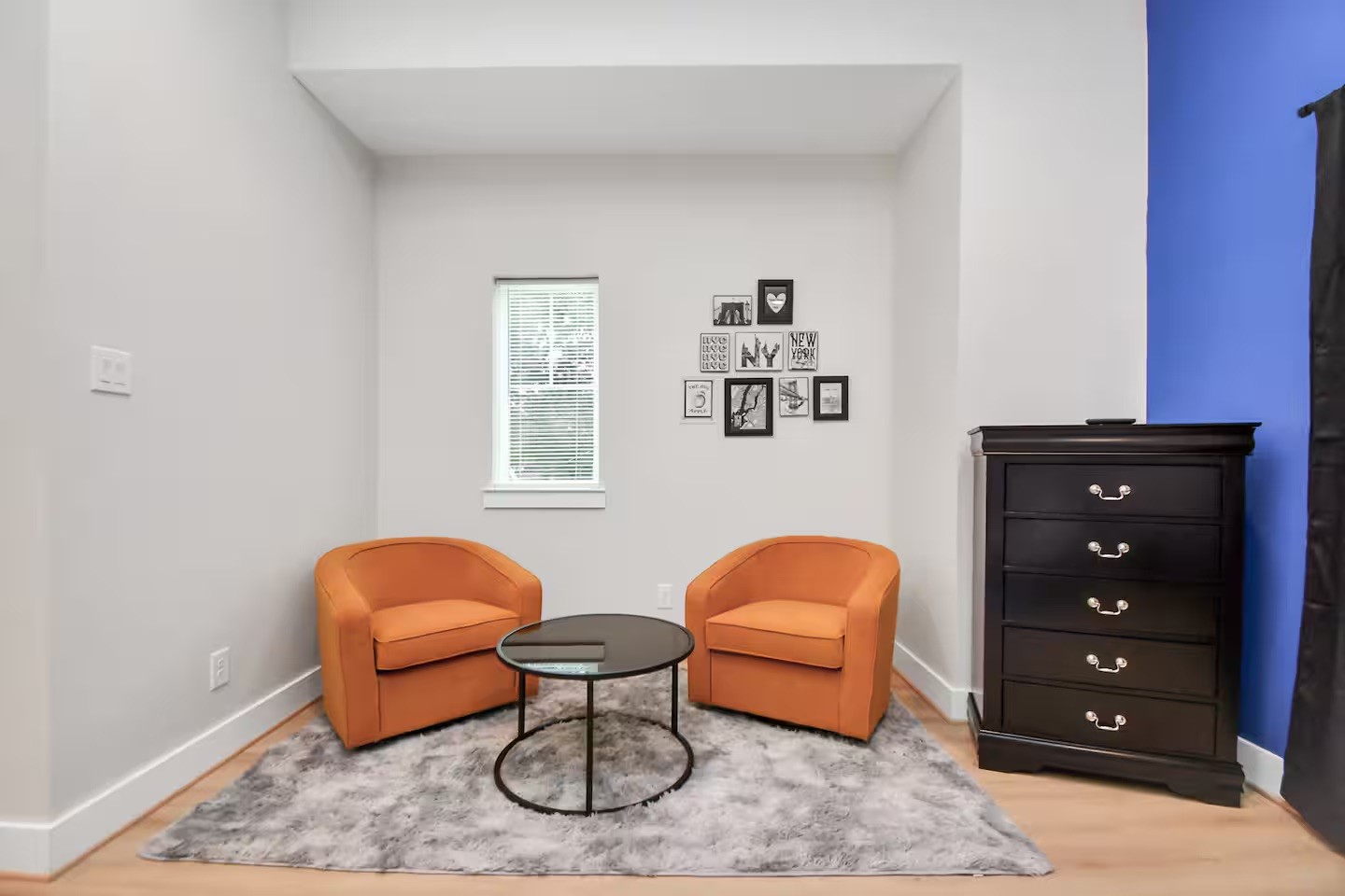 5718 Beall Street, Unit D Houston, TX 77091 - Photo 19 of 41 a room with furniture and window