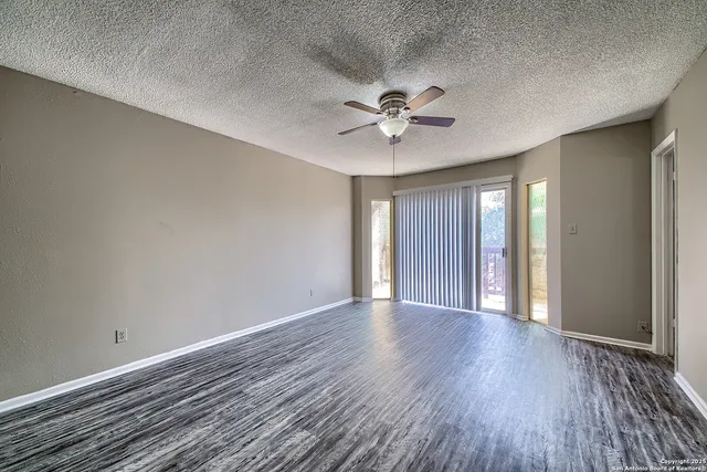 $140,000 | 8715 Starcrest, Unit 48, San Antonio, TX 78217