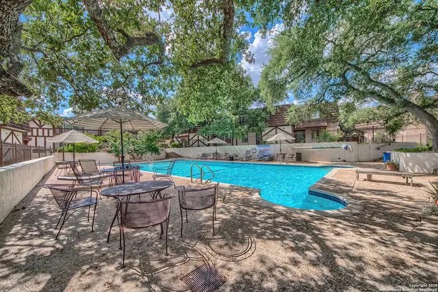 $140,000 | 8715 Starcrest, Unit 48, San Antonio, TX 78217